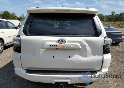 2023 Toyota 4Runner Se из США, поврежденный, VIN JTENU5JR8P6190377